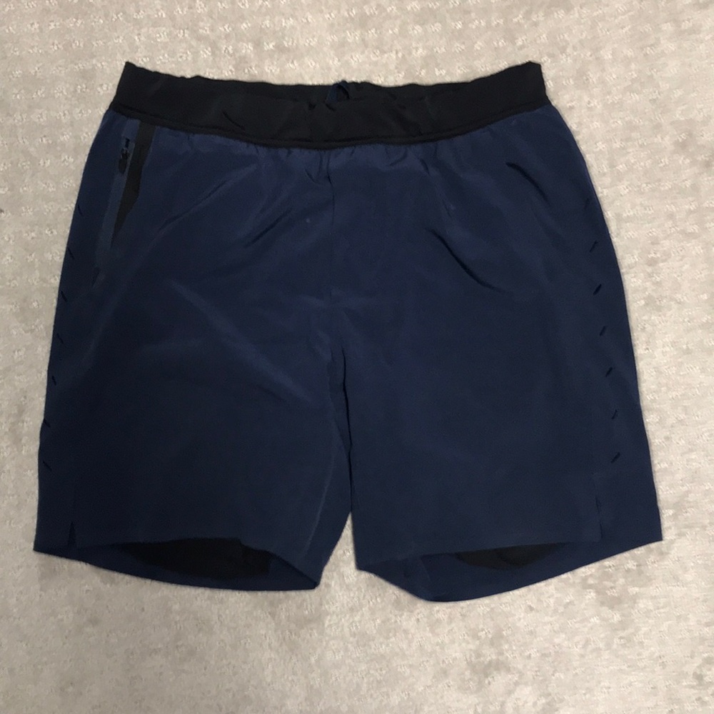 Great workout/yoga shorts with liner.